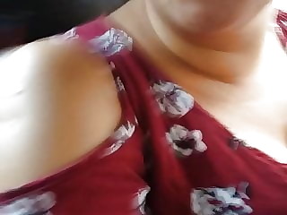 Cleavage in the taxi. Bouncing boobs.